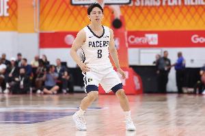 媒体人：步行者准备给布雷登·史密斯双向 河村勇辉想留队很难